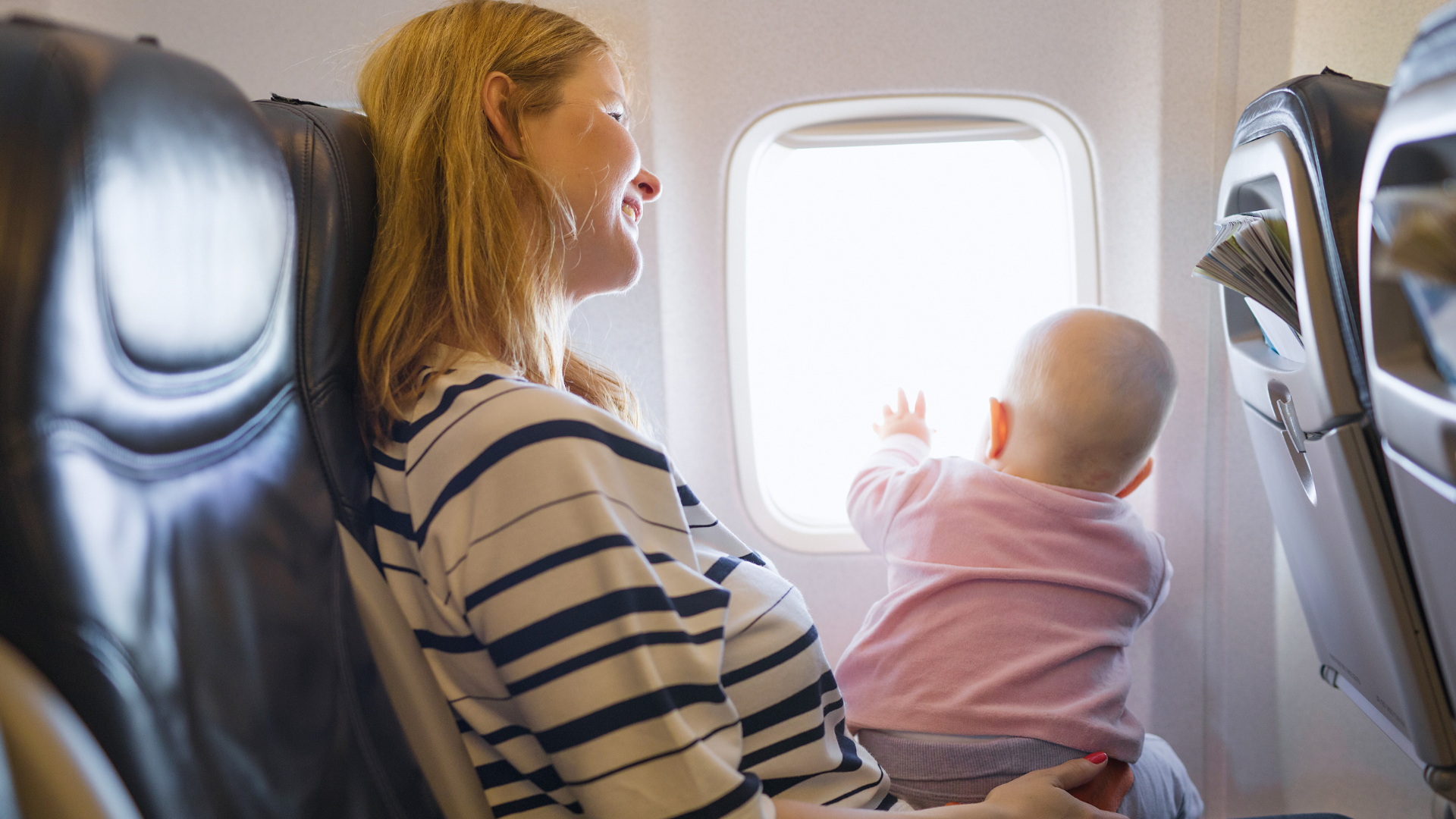 How to Keep Your Kids Entertained on Long Flights: Effective Tips and Activities
